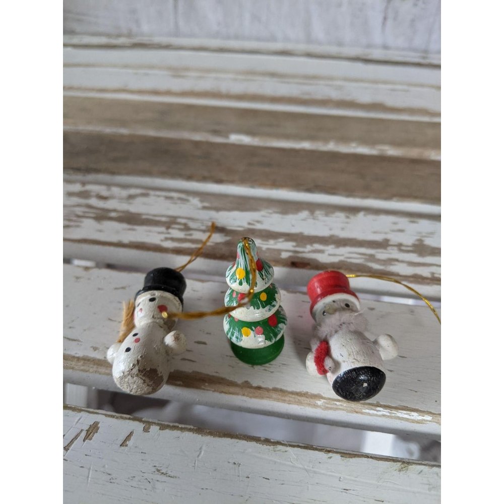Mini wooden snowmen tree Christmas holiday hanging